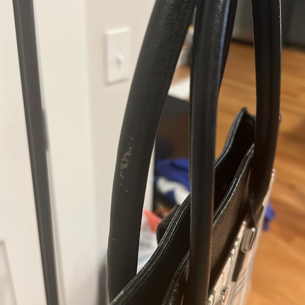 Authentic Burberry Tote - Picture 10 of 11